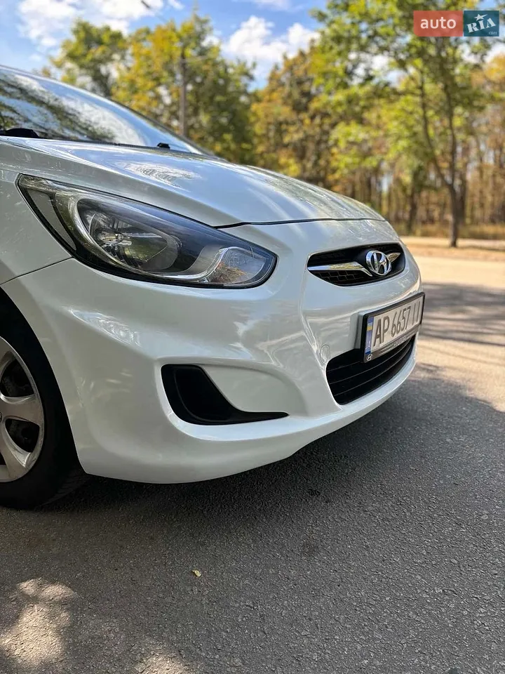 2011 Hyundai Accent - мініатюра 5