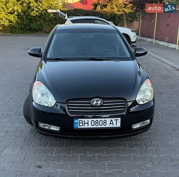 Hyundai Accent