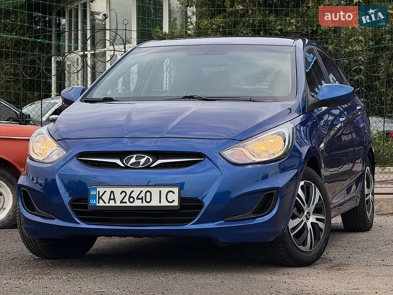 Hyundai Accent 2012