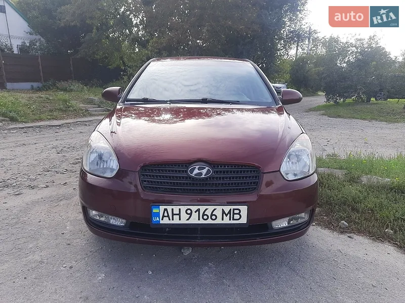 Hyundai Accent