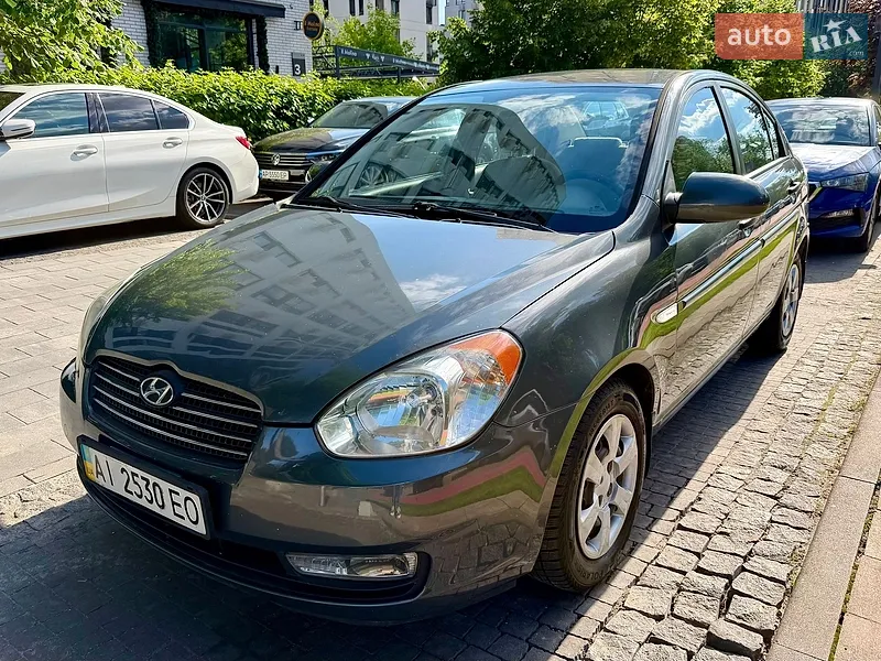 Hyundai Accent