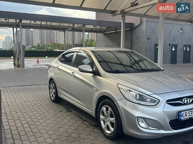 Hyundai Accent