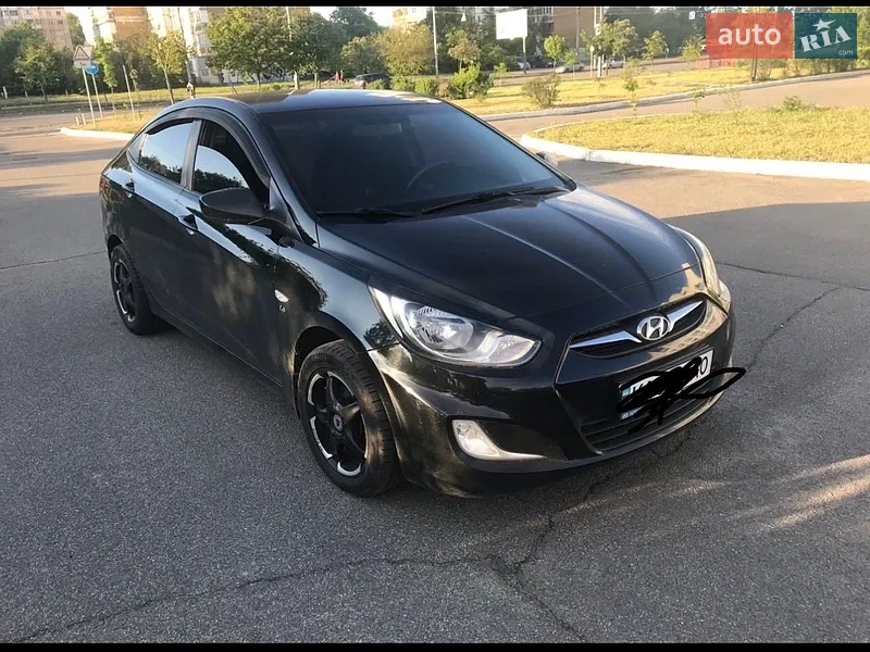Hyundai Accent