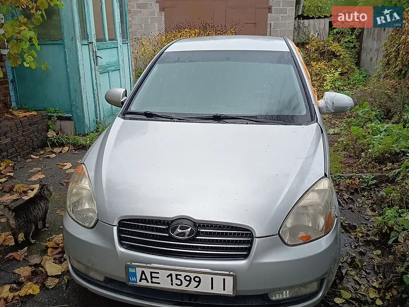 Hyundai Accent