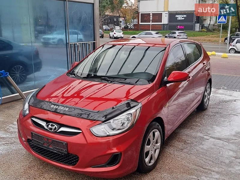 Hyundai Accent