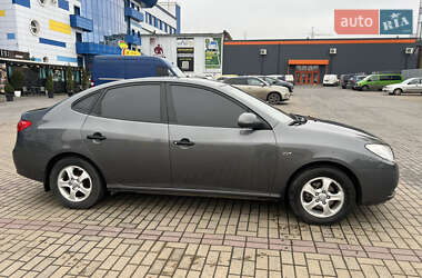 Hyundai Avante  2008