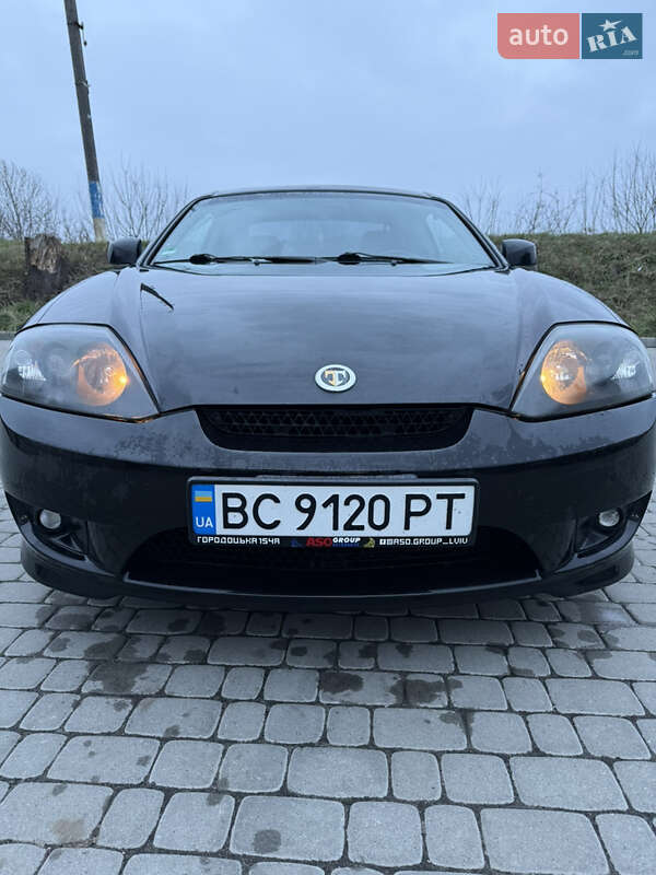Hyundai Coupe