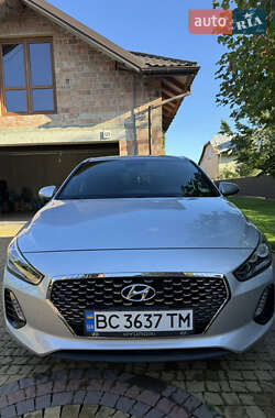 Hyundai Elantra GT  2017