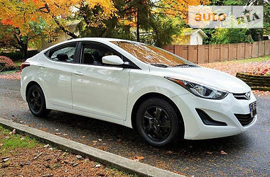 Hyundai Elantra  2013