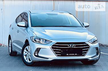 Hyundai Elantra KAK NOVAYA 2015