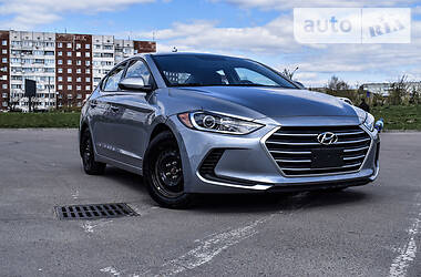 Hyundai Elantra  2016