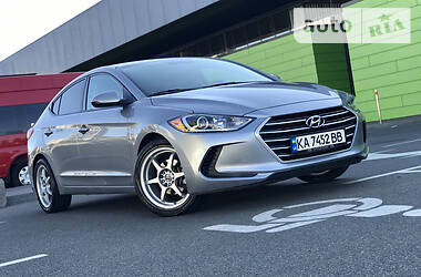 Hyundai Elantra SE 2016