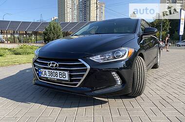 Hyundai Elantra  2016