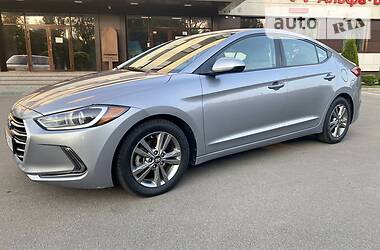 Hyundai Elantra SE 2.0i 2016