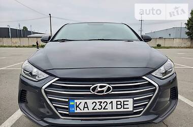 Hyundai Elantra  2016