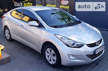 Hyundai Elantra GLS 2011