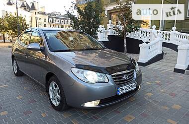 Hyundai Elantra sx 2011