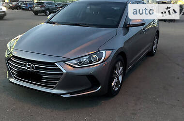 Hyundai Elantra  2016