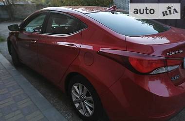 Hyundai Elantra  2014