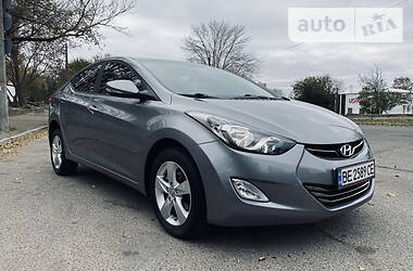 Hyundai Elantra GLS 2012