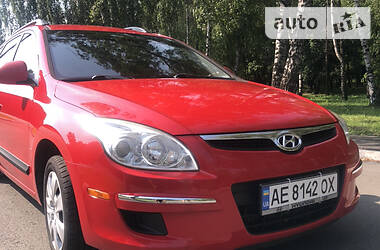 Hyundai Elantra Touring 2010