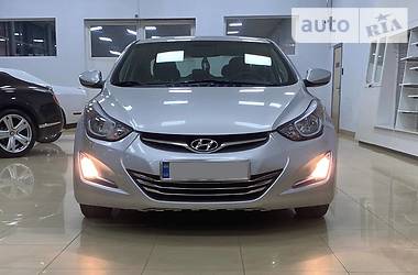 Hyundai Elantra  2015