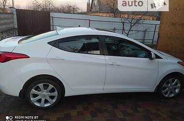 Hyundai Elantra Limited  2012