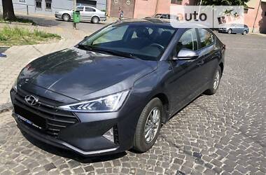 Hyundai Elantra Style  2019