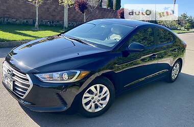 Hyundai Elantra SE 2017