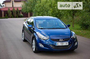 Hyundai Elantra GLS 2012