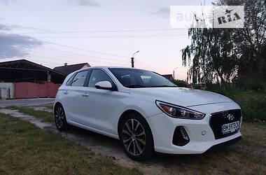 Hyundai Elantra GT  2017