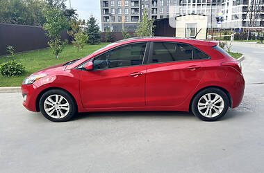 Hyundai Elantra GT 2012