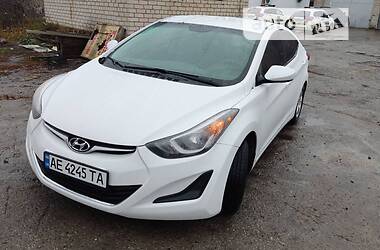 Hyundai Elantra  2014