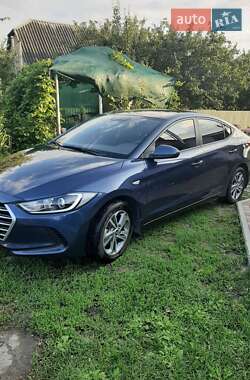 Hyundai Elantra  2017