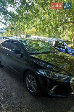 Hyundai Elantra 2018