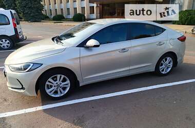 Hyundai Elantra 2018