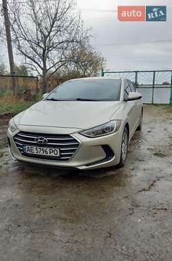 Hyundai Elantra  2017