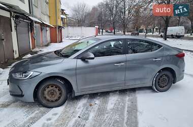 Hyundai Elantra  2018