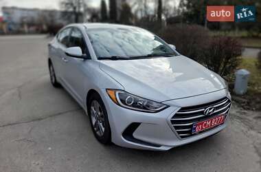 Hyundai Elantra 2017