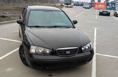Hyundai Elantra 2001
