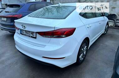 Hyundai Elantra  2016