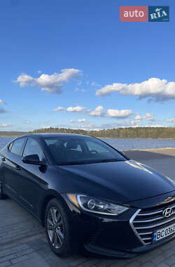 Hyundai Elantra 2016