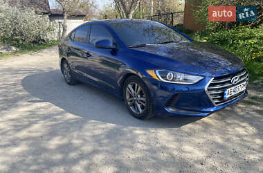 Hyundai Elantra  2016