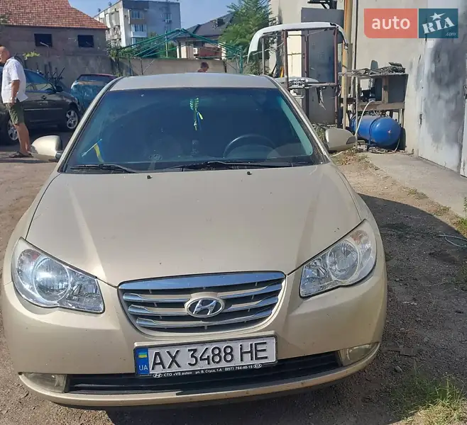 Hyundai Elantra 2010