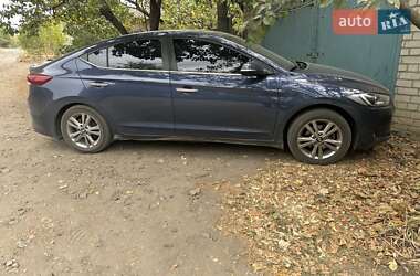 Hyundai Elantra  2017