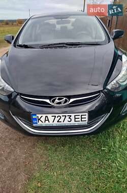 Hyundai Elantra  2013