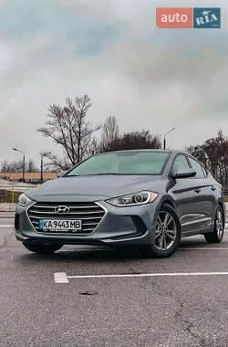 Hyundai Elantra  2016