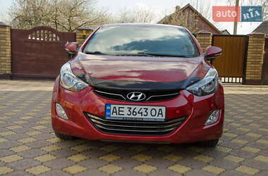 Hyundai Elantra 2013