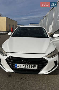 Hyundai Elantra 2017