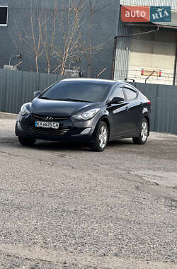 Hyundai Elantra 2013